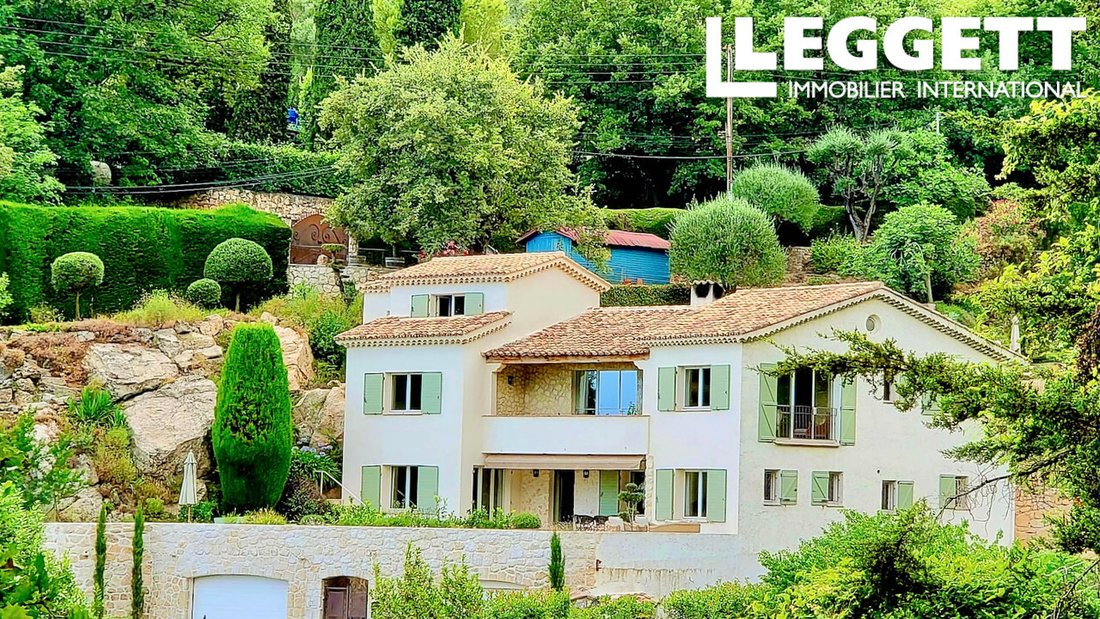 Villa in Le Tignet, Provence-Alpes-Côte d'Azur, France 1 - 18529588