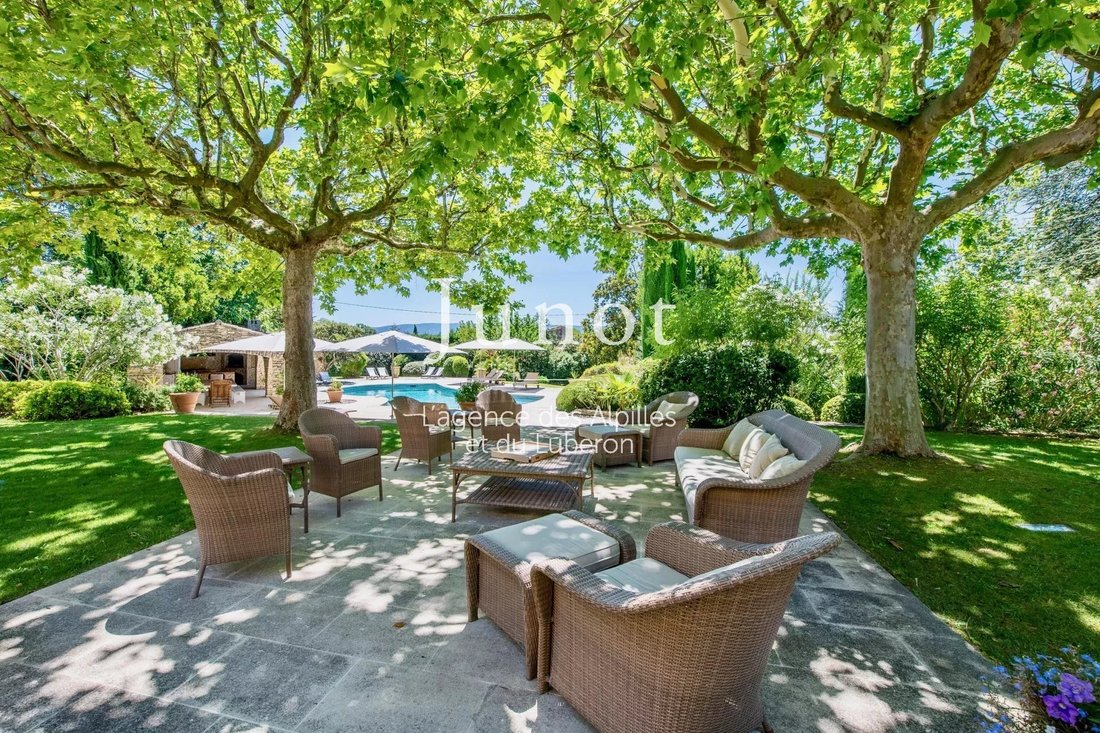 Country House in Gordes, Provence-Alpes-Côte d'Azur, France 2 - 14051415