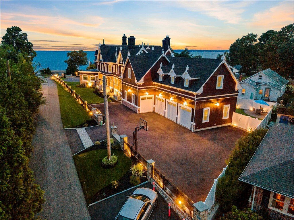 House in Barrington, Rhode Island, United States 3 - 18530295