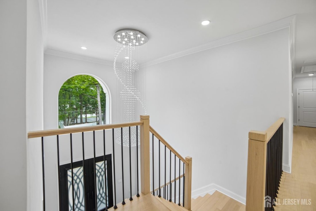 House in Metuchen, New Jersey, United States 5 - 18526918