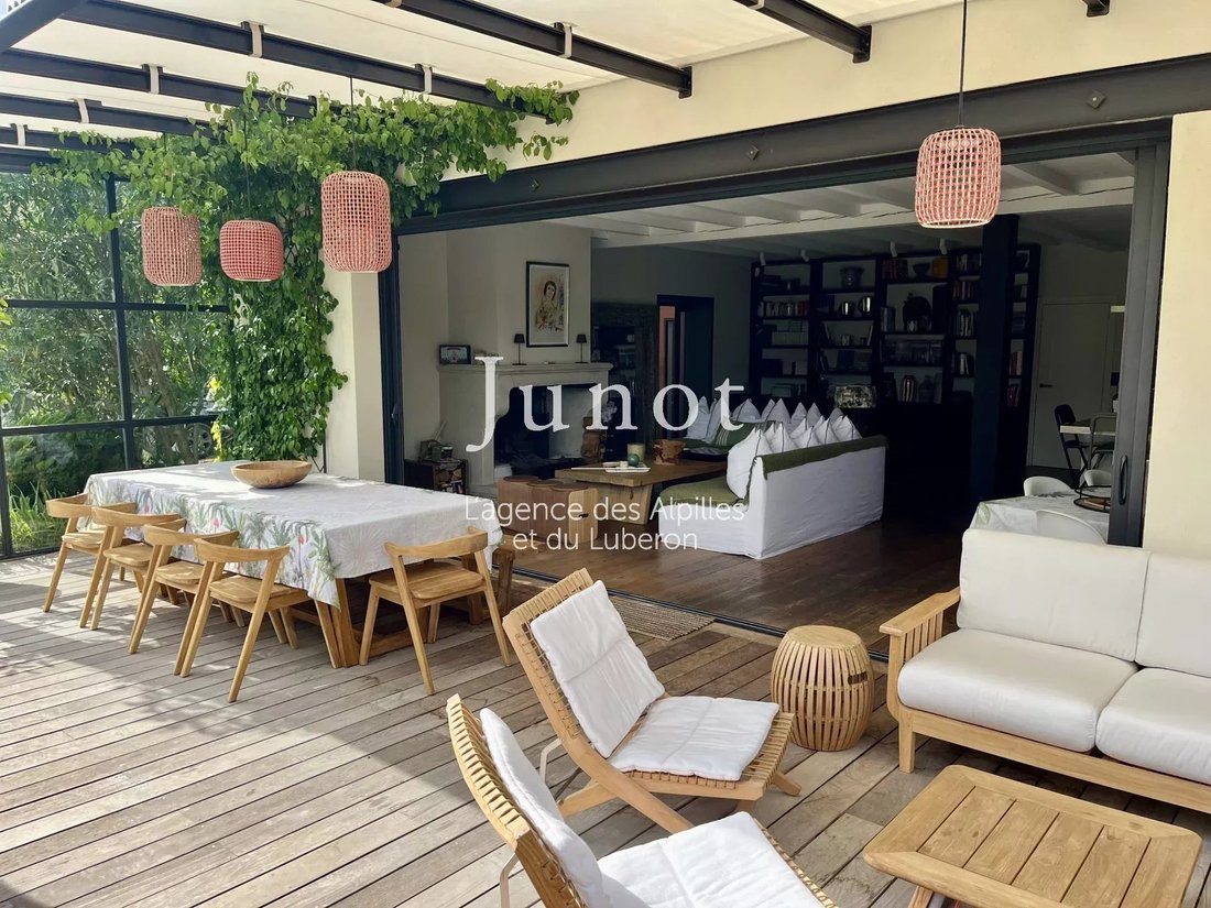 Villa in Saint-Rémy-de-Provence, Provence-Alpes-Côte d'Azur, France 4 - 14294791