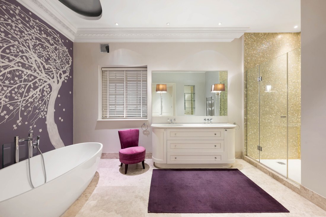 Apartment in Brompton, Kensington And Chelsea, England 2 - 18526725