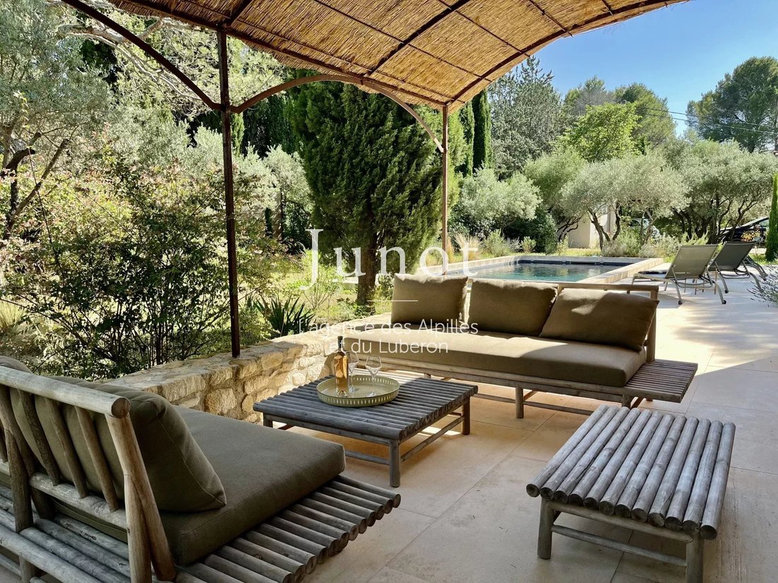 Country House in Saint-Rémy-de-Provence, Provence-Alpes-Côte d'Azur, France 4 - 13686856