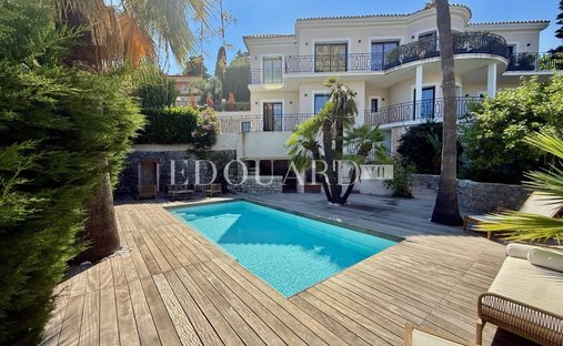 Villa in Cap Martin, Roquebrune-Cap-Martin, France 1