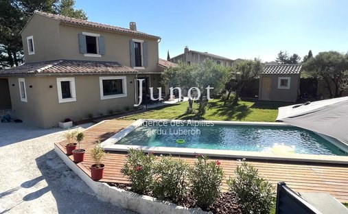Villa in Saint-Rémy-de-Provence, Provence-Alpes-Côte d'Azur, France 1