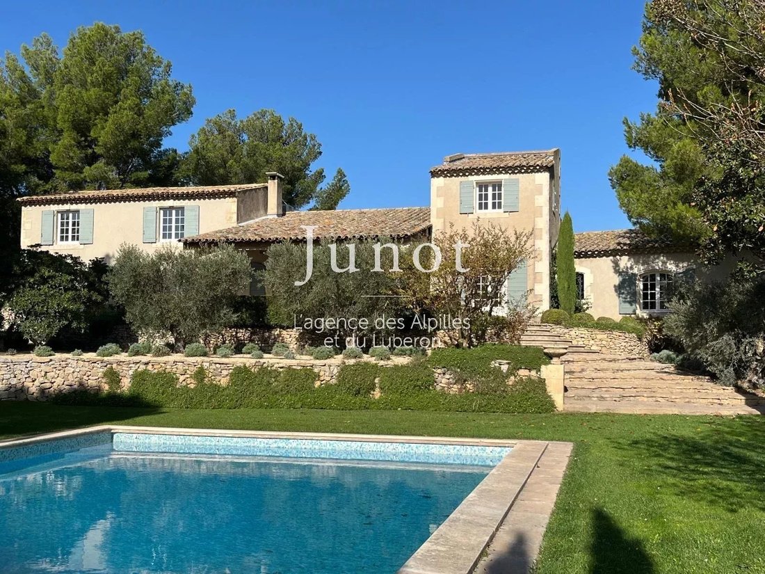 Country House in Maussane-les-Alpilles, Provence-Alpes-Côte d'Azur, France 4 - 15026858