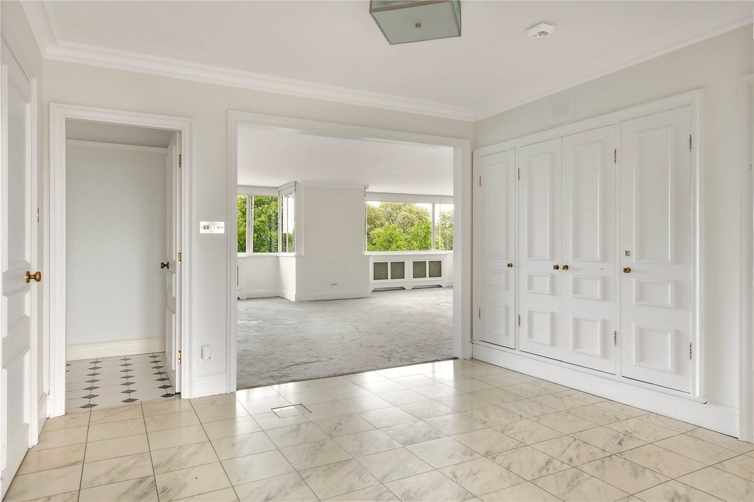 Apartment in Knightsbridge, Kensington And Chelsea, England 1 - 18526726