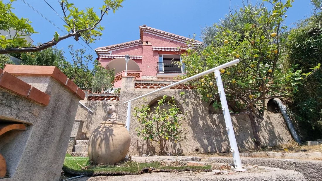 House in Cap-d'Ail, Provence-Alpes-Côte d'Azur, France 4 - 14702531