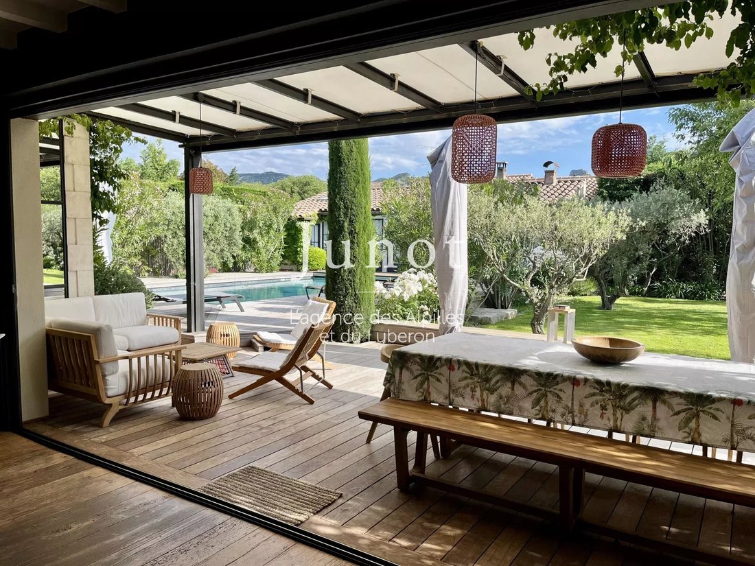 Villa in Saint-Rémy-de-Provence, Provence-Alpes-Côte d'Azur, France 3 - 14294791