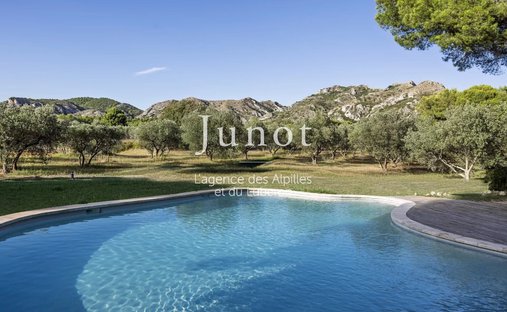 Domaine à Maussane-les-Alpilles, Provence-Alpes-Côte d'Azur, France 1