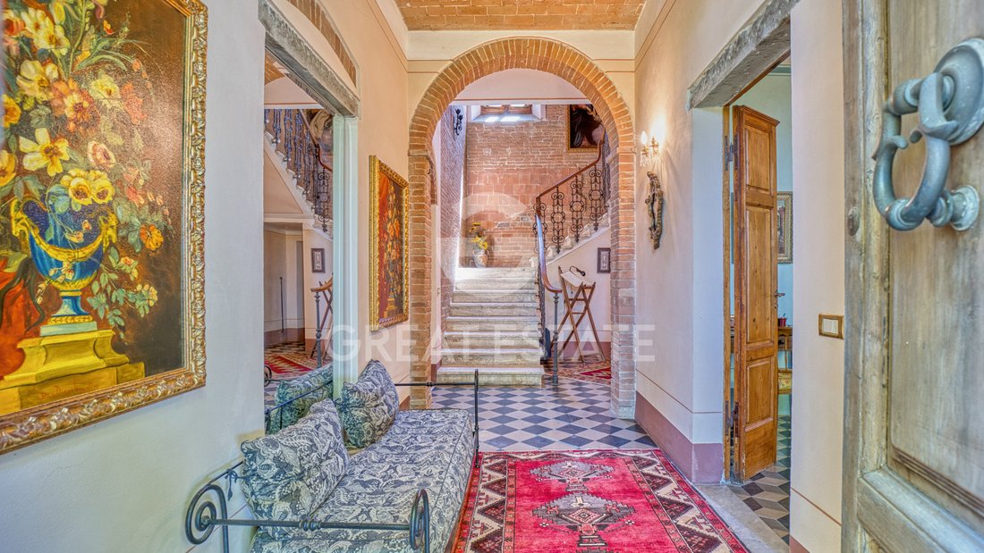 Estate in Montepulciano, Tuscany, Italy 2 - 18529273