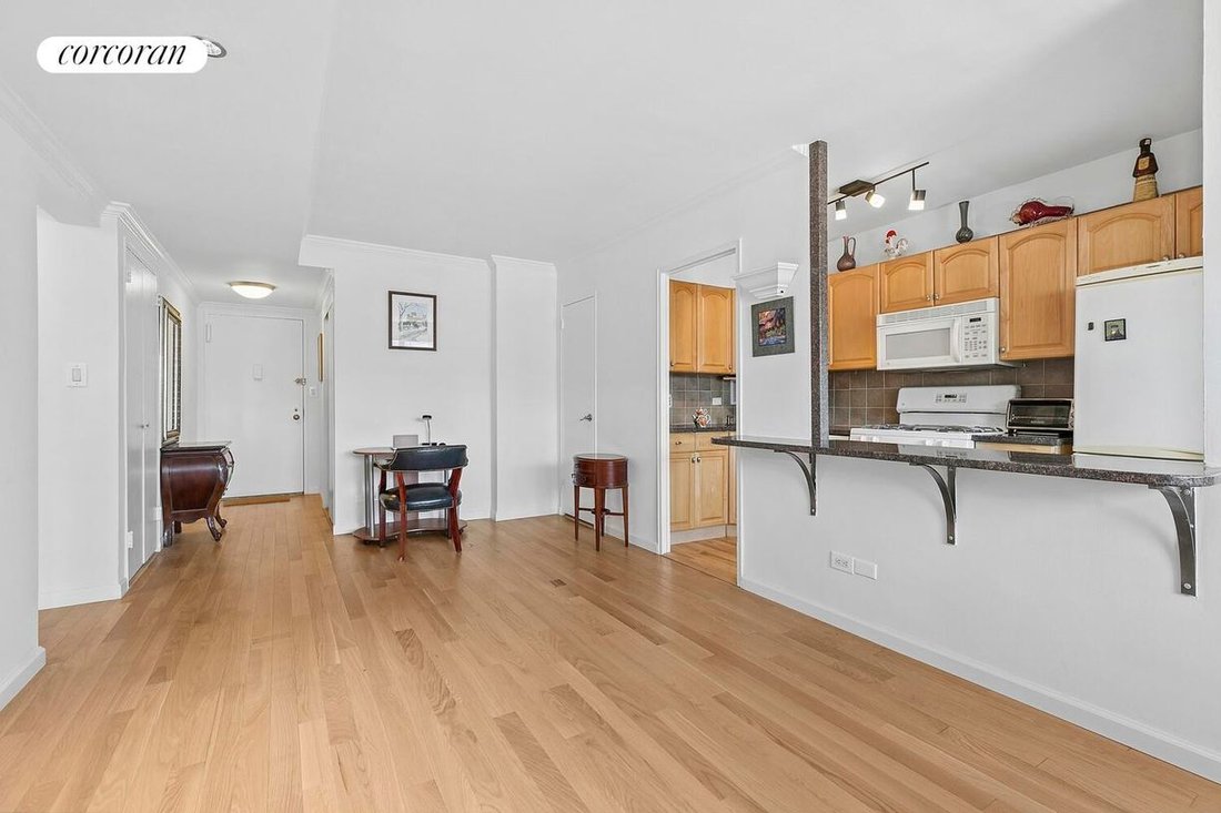 Co Op in New York, New York, United States 2 - 18121120
