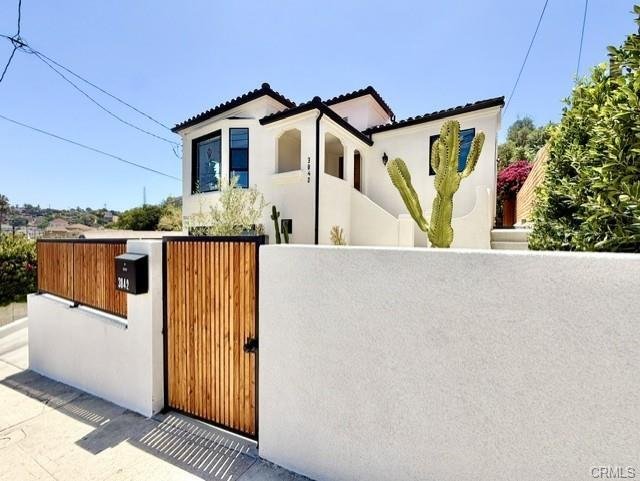 House in East Los Angeles, California, United States 2 - 18319439