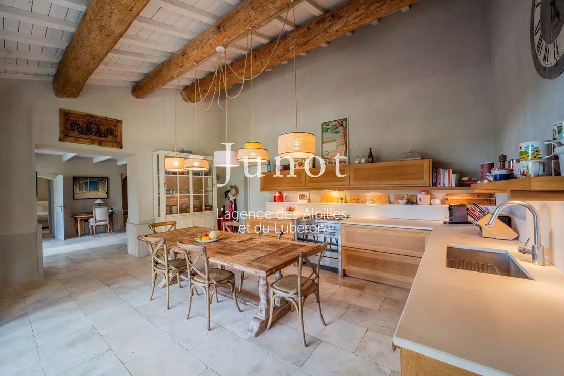 Country House in Saint-Rémy-de-Provence, Provence-Alpes-Côte d'Azur, France 3 - 13688945