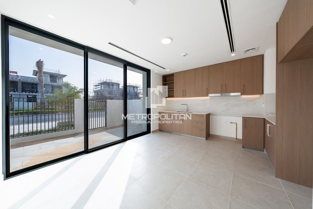 Townhouse in Al Yufrah 1, Al Yufrah, Dubai 5 - 18443479