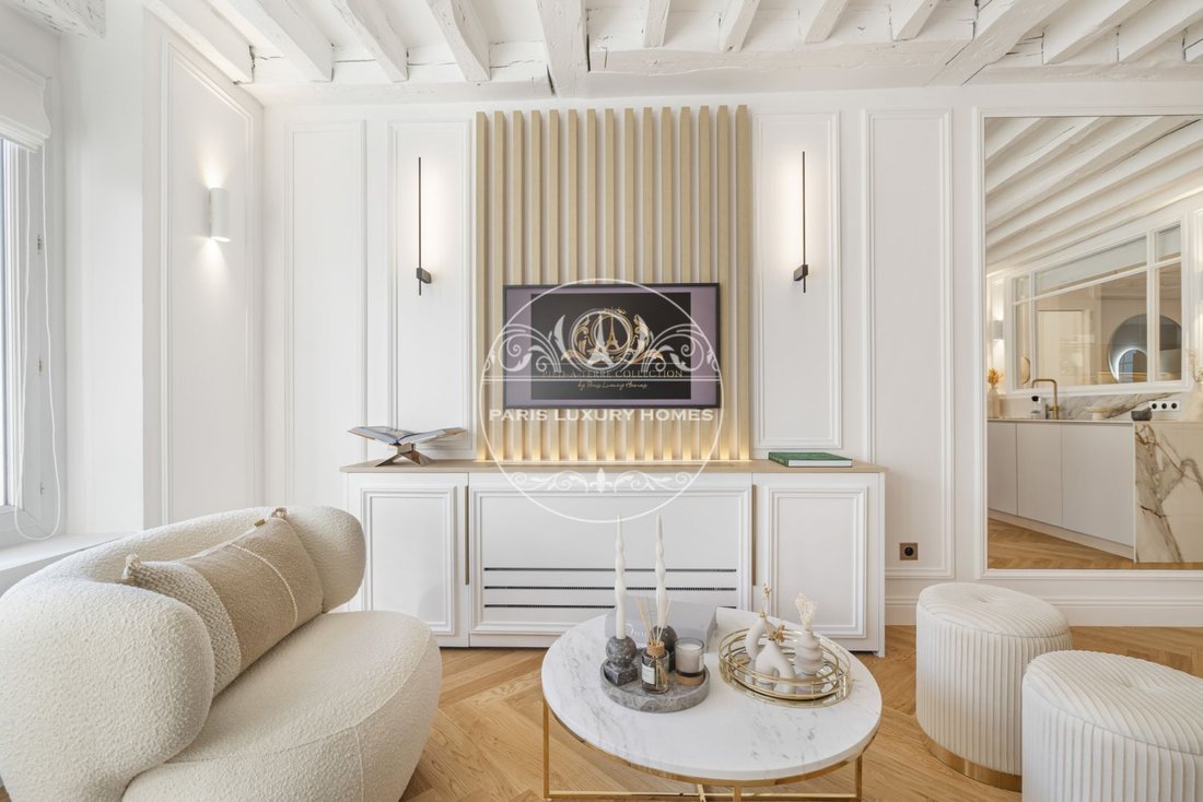 Apartment in Palais Royal, Paris 1er Arrondissement, Paris 5 - 18526129