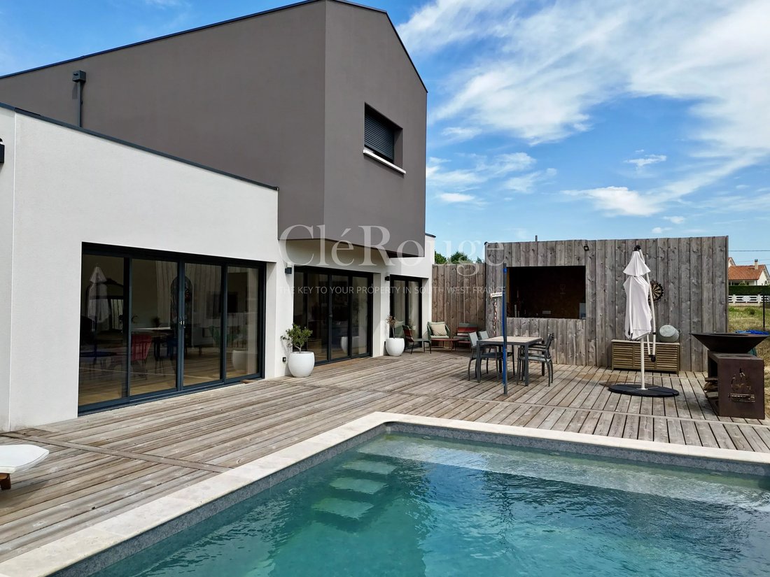 House in Marmande, Nouvelle-Aquitaine, France 2 - 18526025