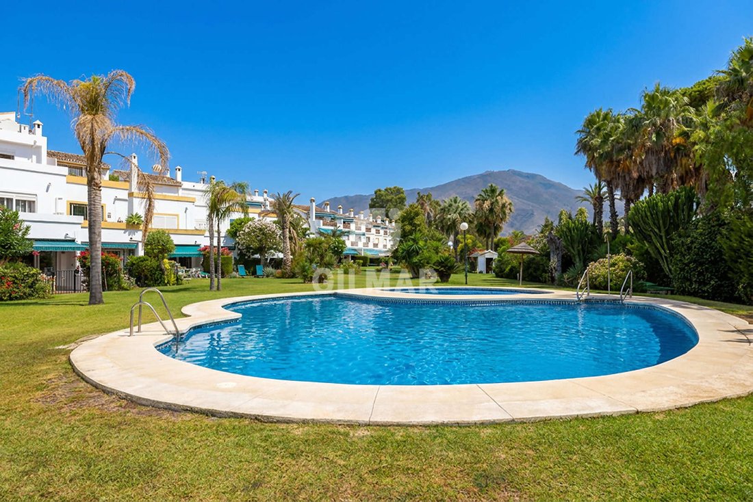 Townhouse in Estepona, Andalusia, Spain 3 - 18517171