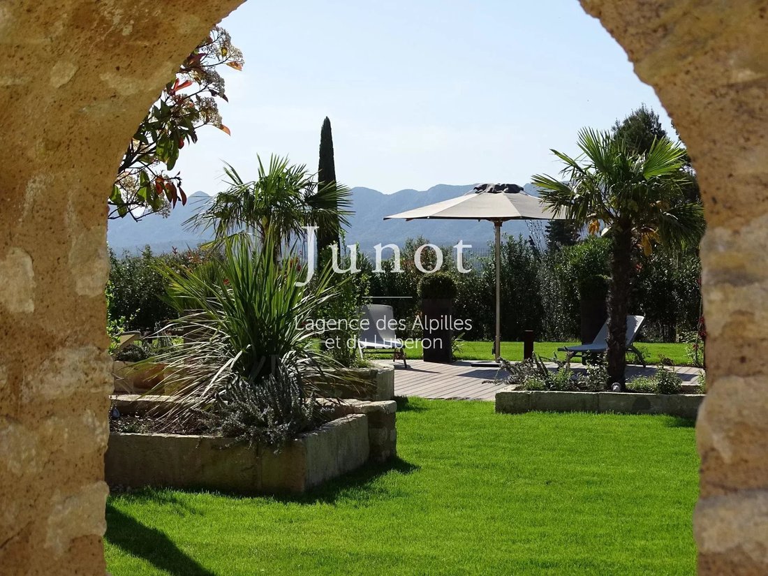 Country House in Saint-Rémy-de-Provence, Provence-Alpes-Côte d'Azur, France 5 - 12747254