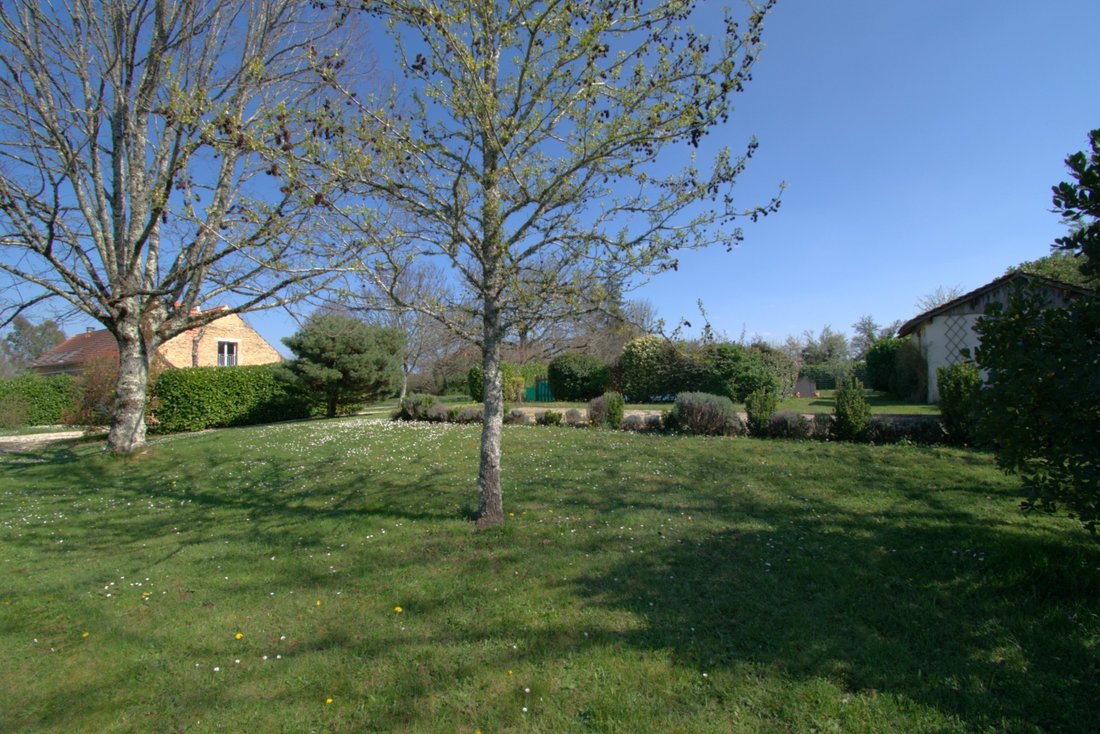 House in Saint-Genies, Nouvelle-Aquitaine, France 5 - 17540928