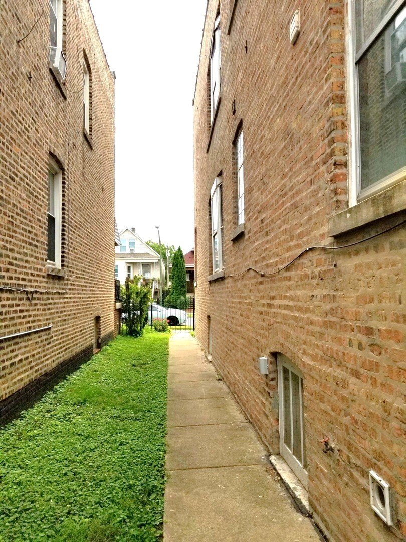 Chicago, Illinois, United States 4 - 18529006