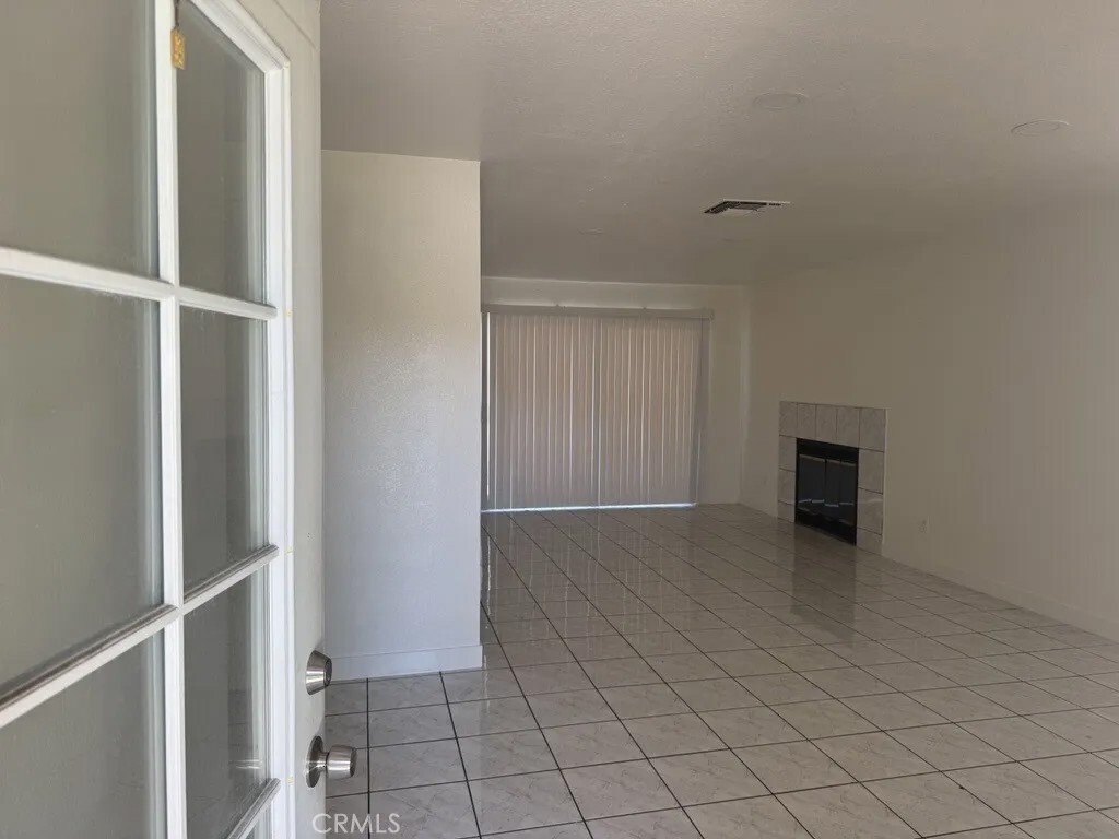 El Monte, California, United States 5 - 18529237