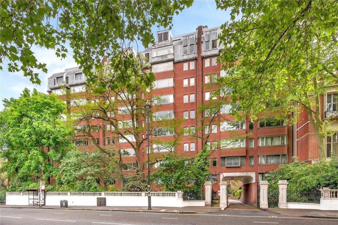 Apartment in Knightsbridge, Kensington And Chelsea, England 2 - 18526726