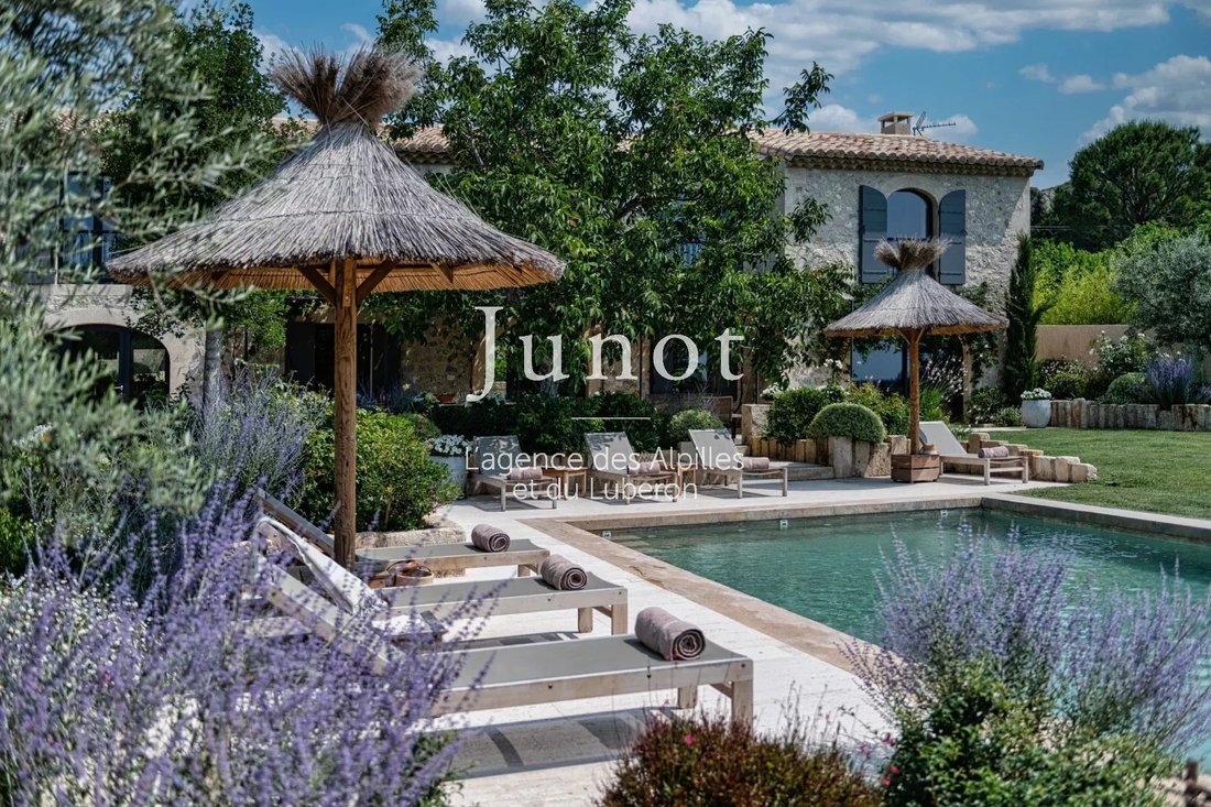 Country House in Maussane-les-Alpilles, Provence-Alpes-Côte d'Azur, France 2 - 13688228