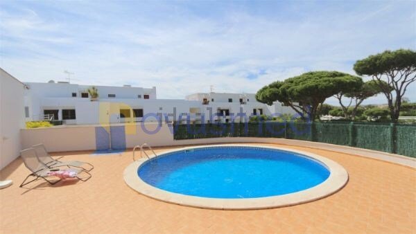 House in Quarteira, Algarve, Portugal 2 - 18529414