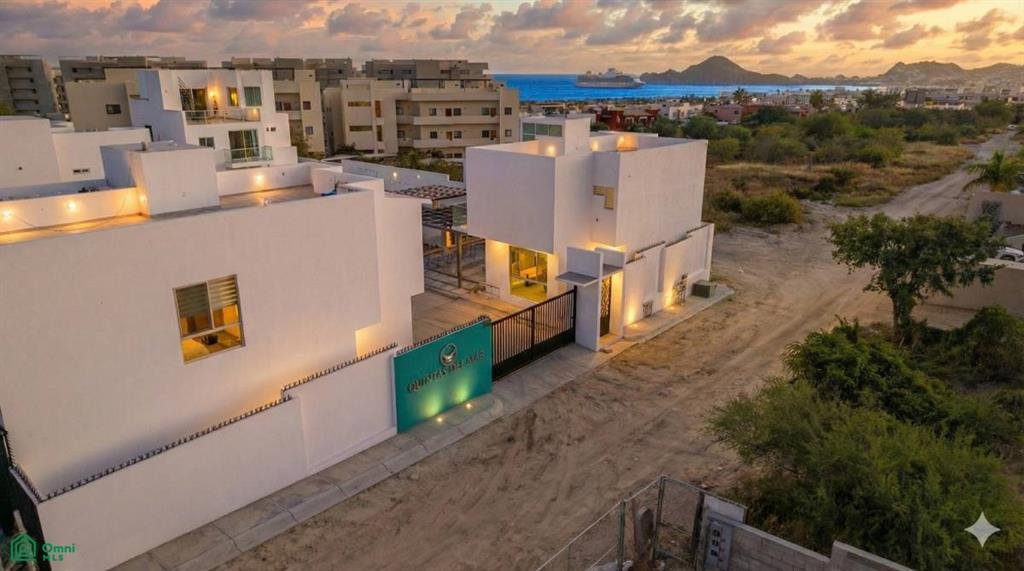 House in Cabo San Lucas, Baja California Sur, Mexico 1 - 17232541