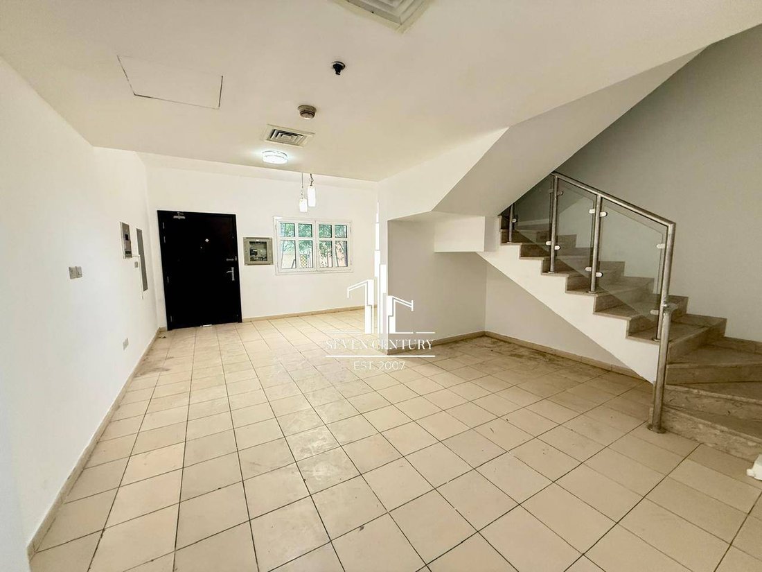 Townhouse in JVC / Jumeirah Village Circle, Dubai, United Arab Emirates 1 - 18526458