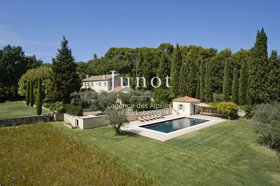 Country House in Saint-Rémy-de-Provence, Provence-Alpes-Côte d'Azur, France 4 - 13688205