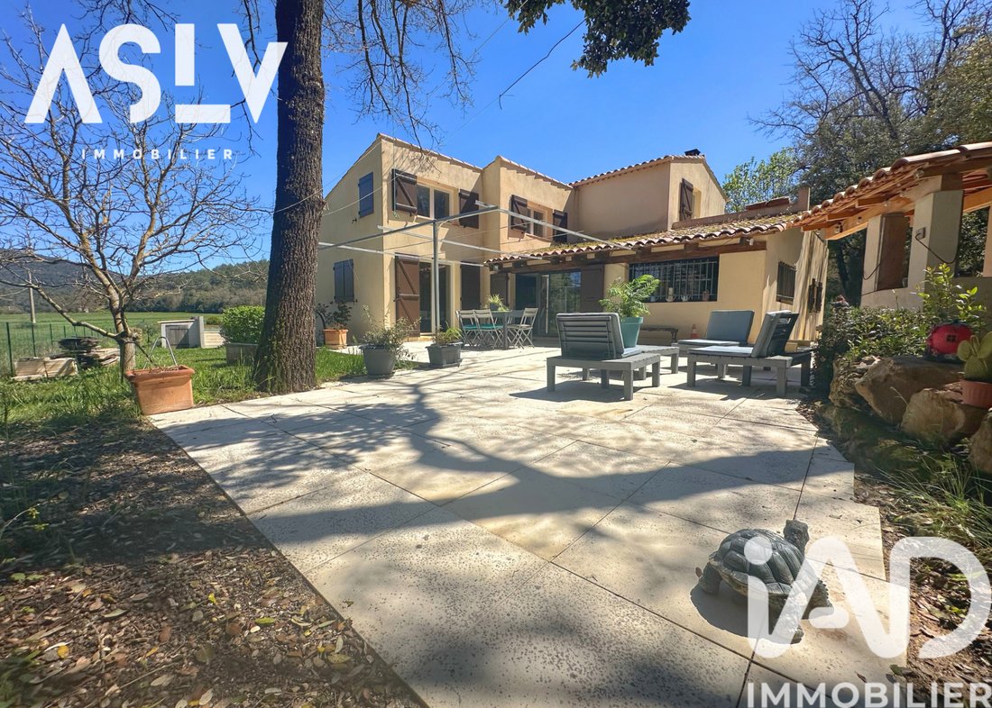 House in Signes, Provence-Alpes-Côte d'Azur, France 2 - 17692342