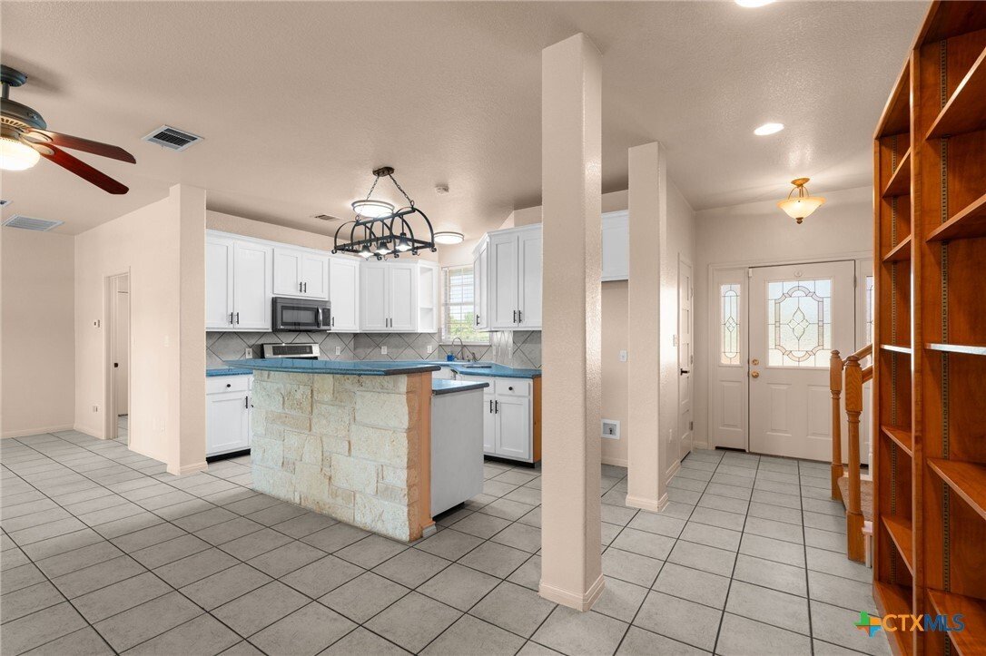 House in Florence, Texas, United States 4 - 18528607