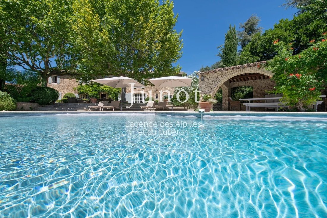 Country House in Gordes, Provence-Alpes-Côte d'Azur, France 3 - 14051415
