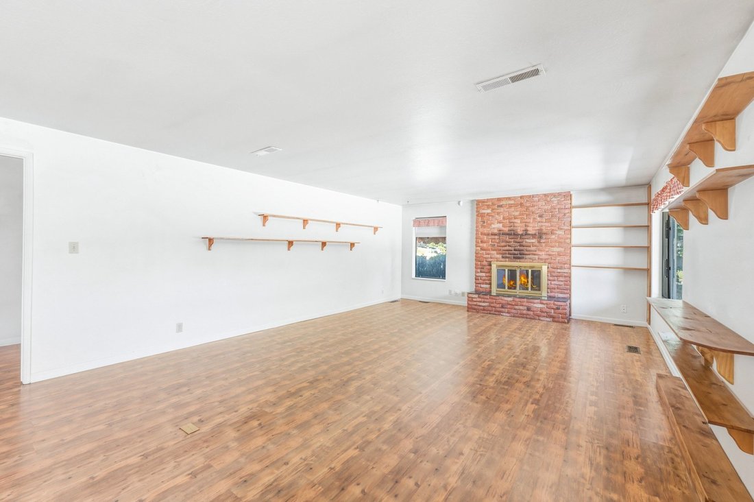 House in Reno, Nevada, United States 5 - 18526693