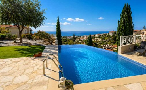 Villa in Tala, Paphos, Cyprus 1