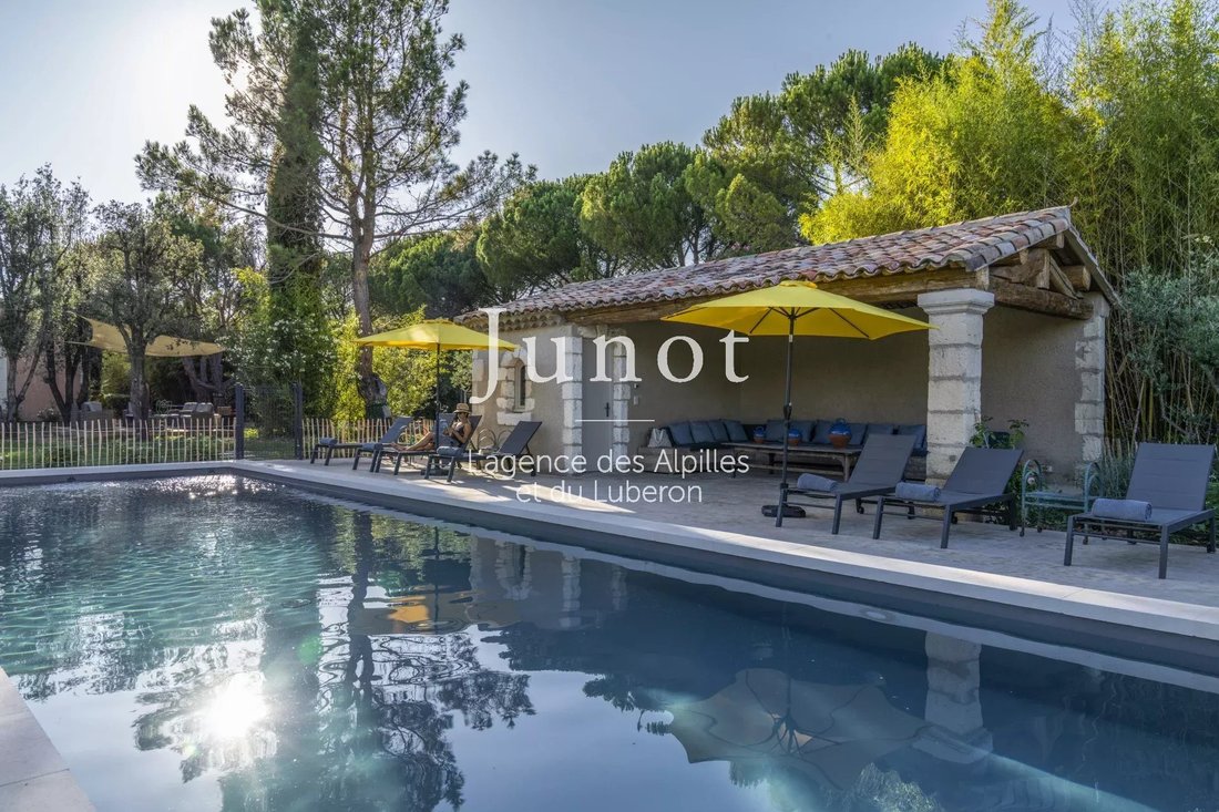 Country House in Eygalières, Provence-Alpes-Côte d'Azur, France 2 - 13688338