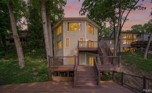 House in Clarkston, Michigan, United States 1
