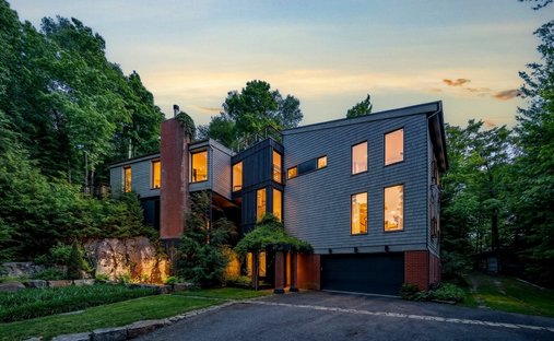 House in Sainte-Adèle, Quebec, Canada 1