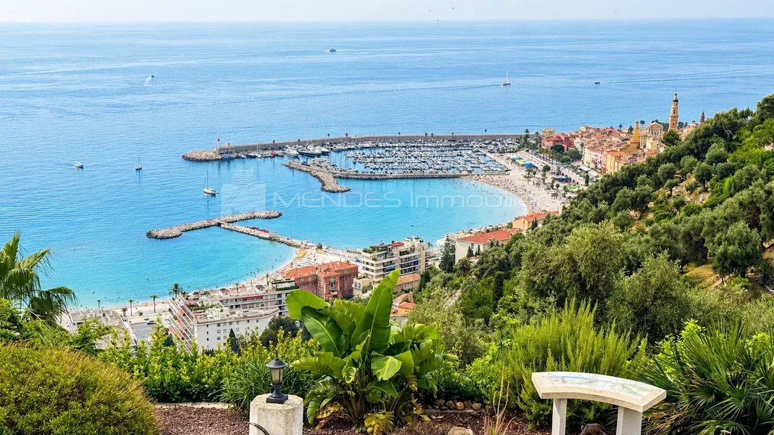 Villa in Menton, Provence-Alpes-Côte d'Azur, France 1 - 18438217