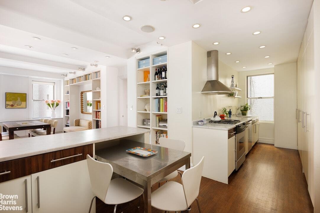 Co Op in New York, New York, United States 4 - 18528057