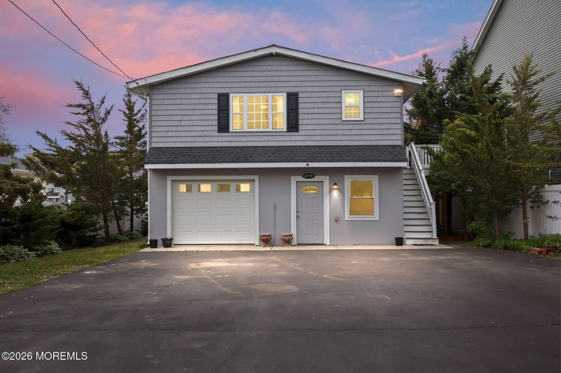 House in Brick Township, New Jersey, United States 2 - 18528453