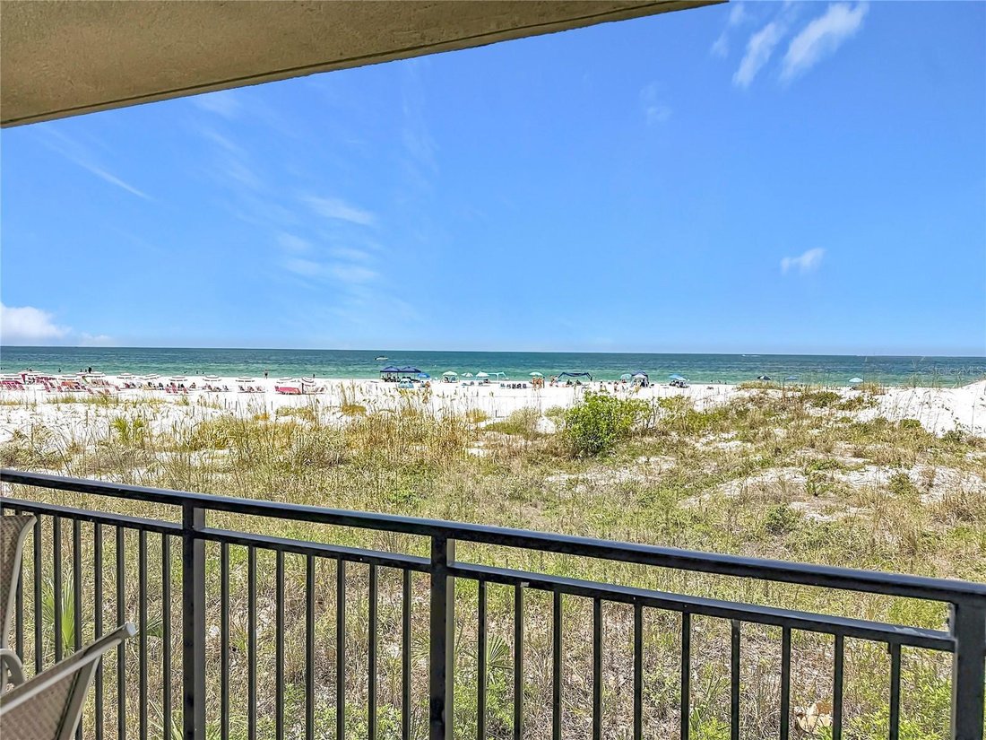 Condo in St. Pete Beach, Florida, United States 1 - 18327349