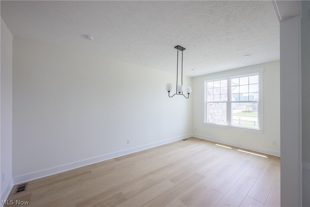 House in Avon Lake, Ohio, United States 4 - 17476011
