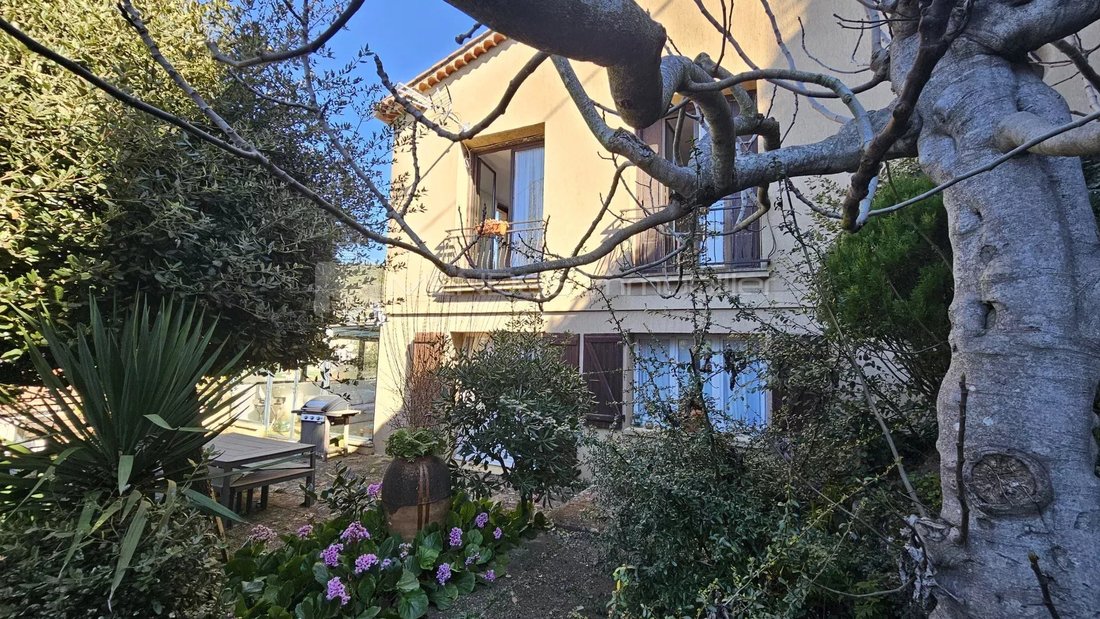 Villa in La Turbie, Provence-Alpes-Côte d'Azur, France 1 - 15462052