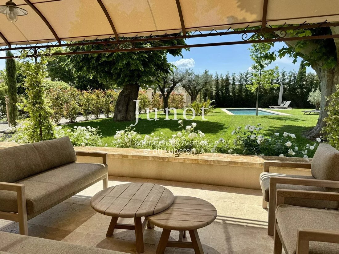 Country House in Maussane-les-Alpilles, Provence-Alpes-Côte d'Azur, France 3 - 18526690