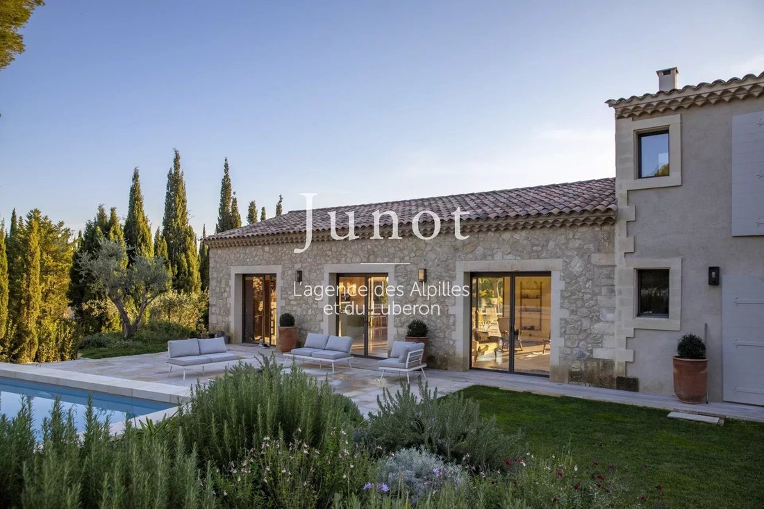 Country House in Maussane-les-Alpilles, Provence-Alpes-Côte d'Azur, France 5 - 18526689