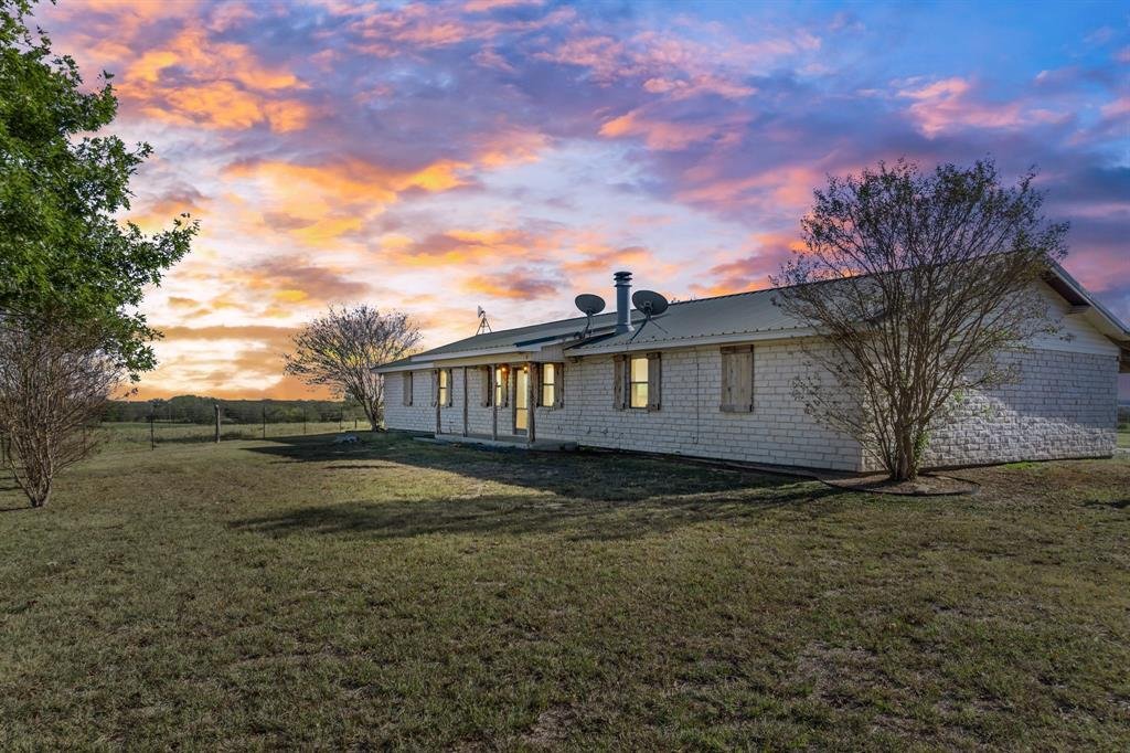 Farm Ranch in Moody, Texas, United States 1 - 18527749