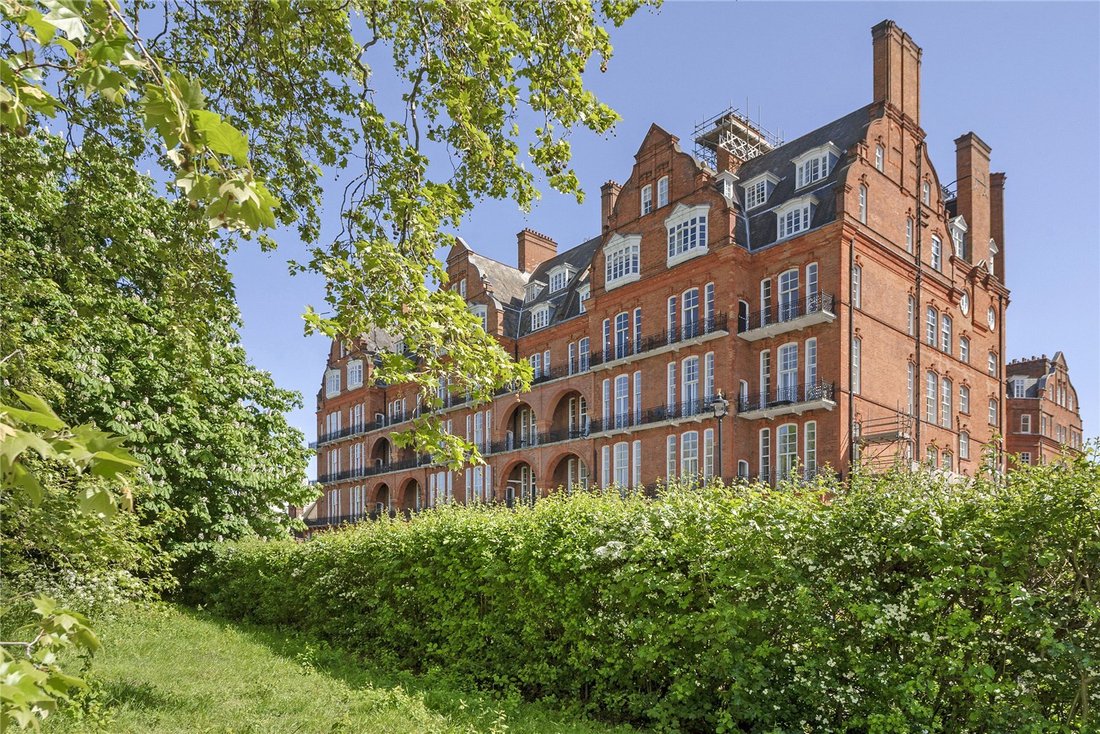 Apartment in South Kensington, Kensington And Chelsea, England 3 - 18526712
